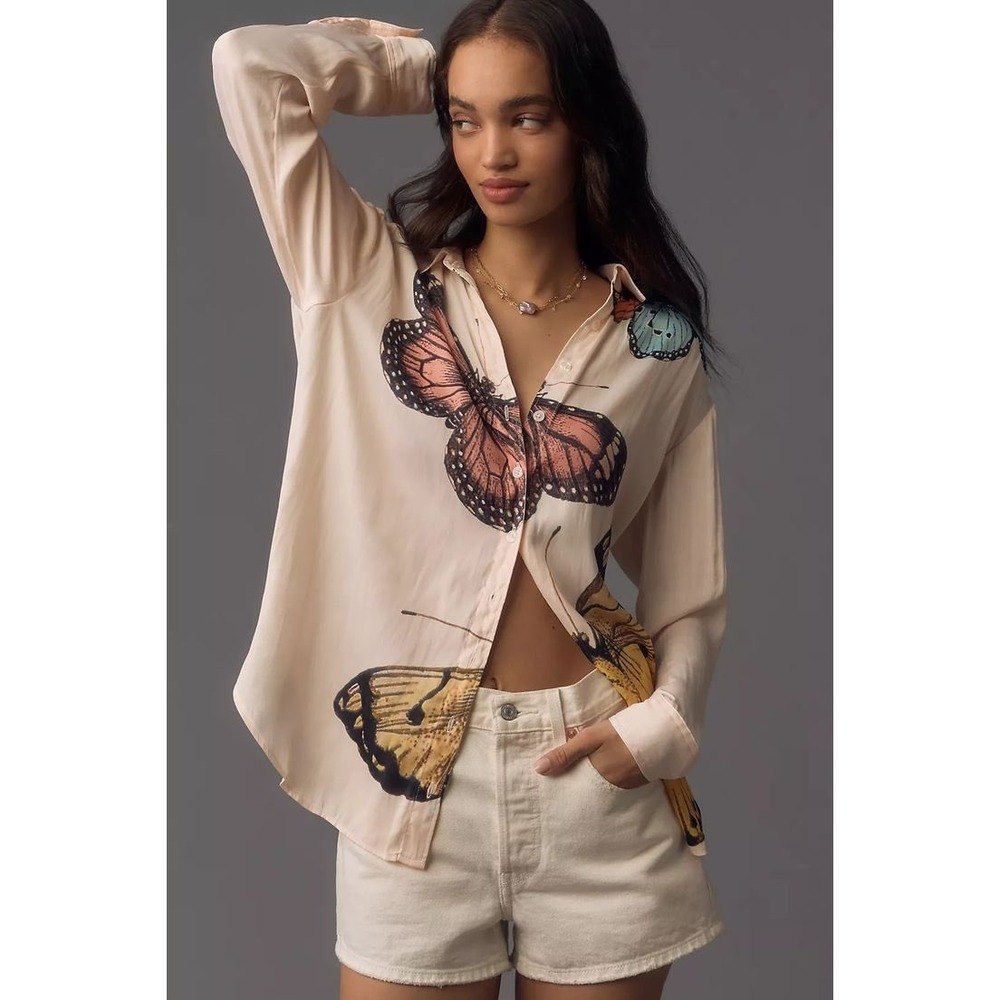 Anthropologie Brielle Relaxed Buttondown Butterfly Blouse
Size: M